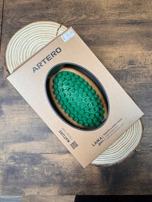 Artero Green Rubber Mitt
